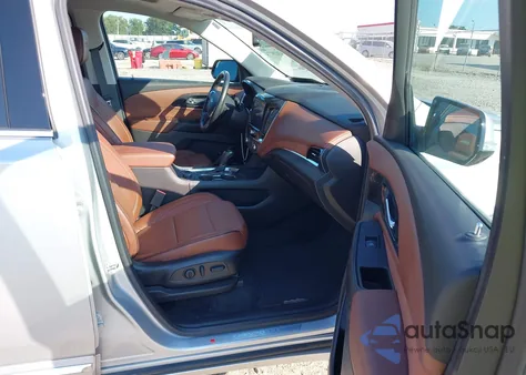 2018 Chevrolet Traverse High Country z USA, uszkodzony, nr VIN 1GNEVKKW7JJ284332